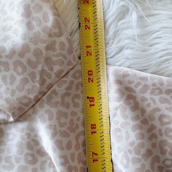 Lucy Paris Katia Leopard Twist Top - Blush - Picture 12 of 15